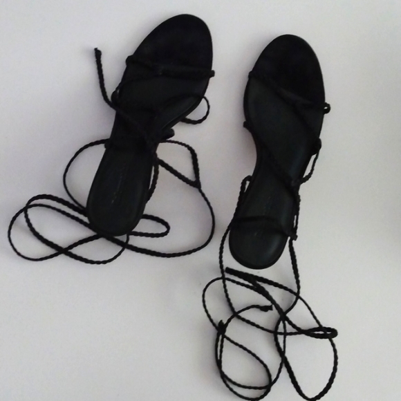 Reformation | Shoes | Very Sexy Black Reformation Kitten Heels With Leg